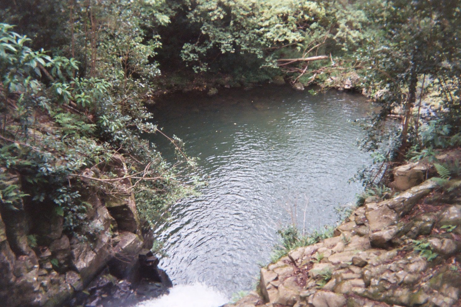 018_16A.jpg
